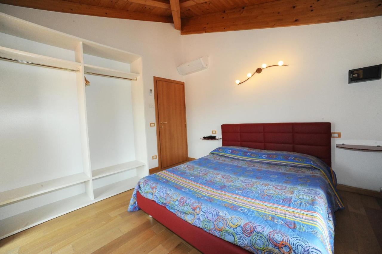 Residence Val Di Monte Malcesine Kültér fotó